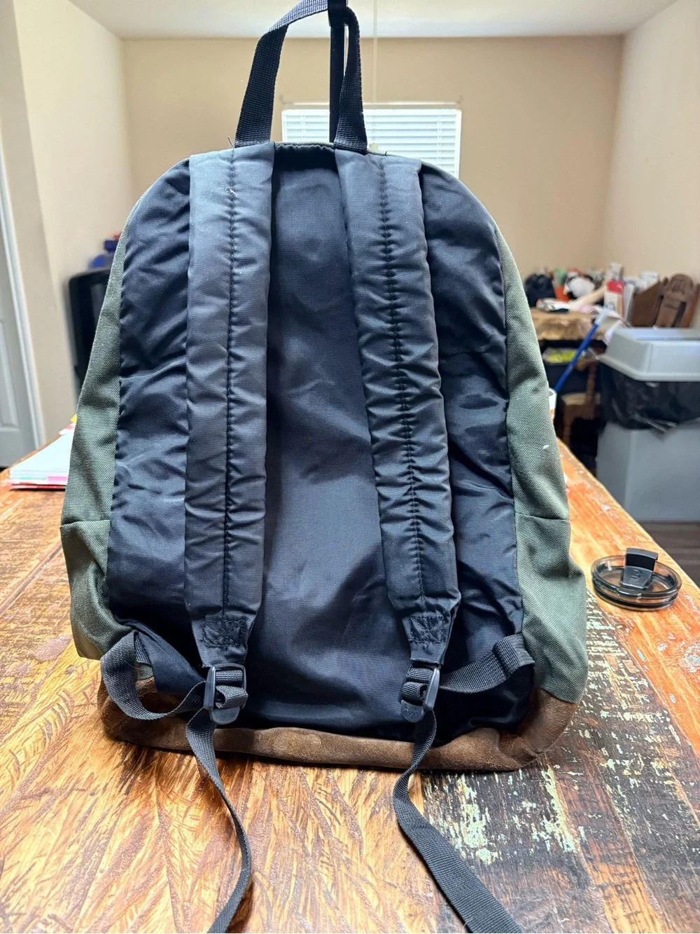 90’s Jansport Olive Green Canvas Backpack w/Brown Suede Base Large